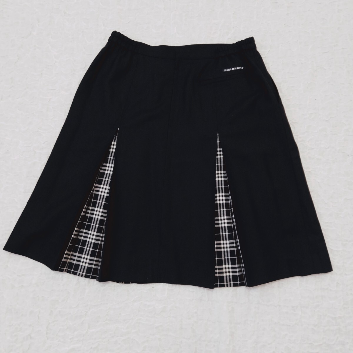 BURBERRY GOLF*バーバリーゴルフ*大きいサイズ17号*黒*チェック*オーバースカート*クリーニング済*美品*ブラック*三陽商会*日本製*W76