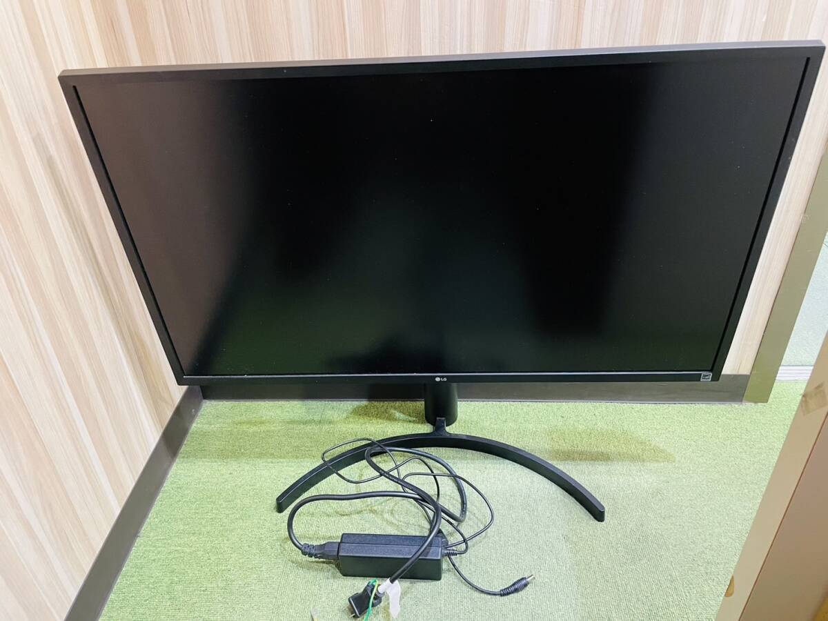 H5829 【綺麗品】 LG 32インチモニター 4K 32UK550 2019モデル ブラック モニター PC パソコン ディスプレイ_画像1