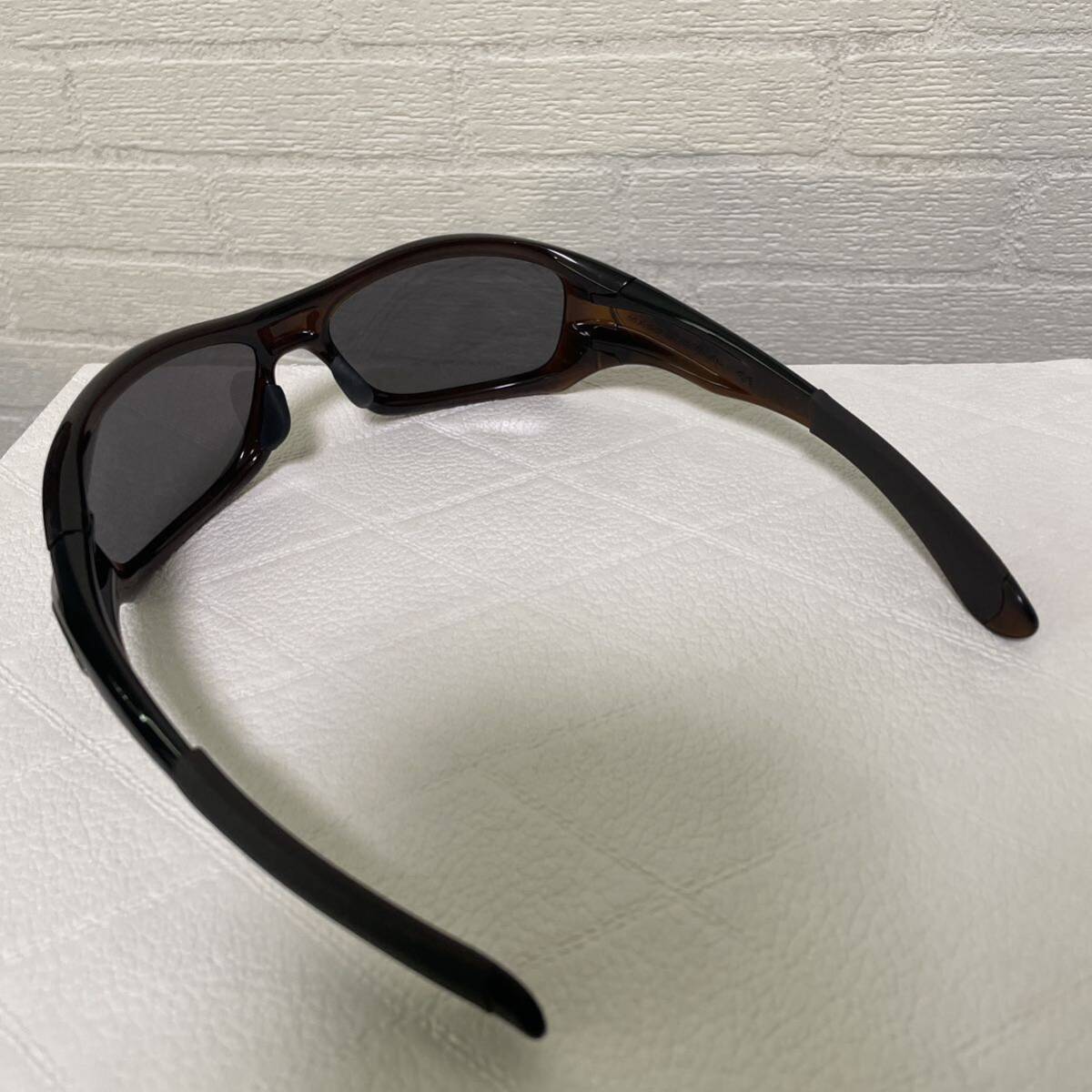 5610円 OAKLEY PITBULL 偏光サングラス 美品 オークリー 5610円 OAKLEY PITBULL 偏光サングラス 美品 オークリー