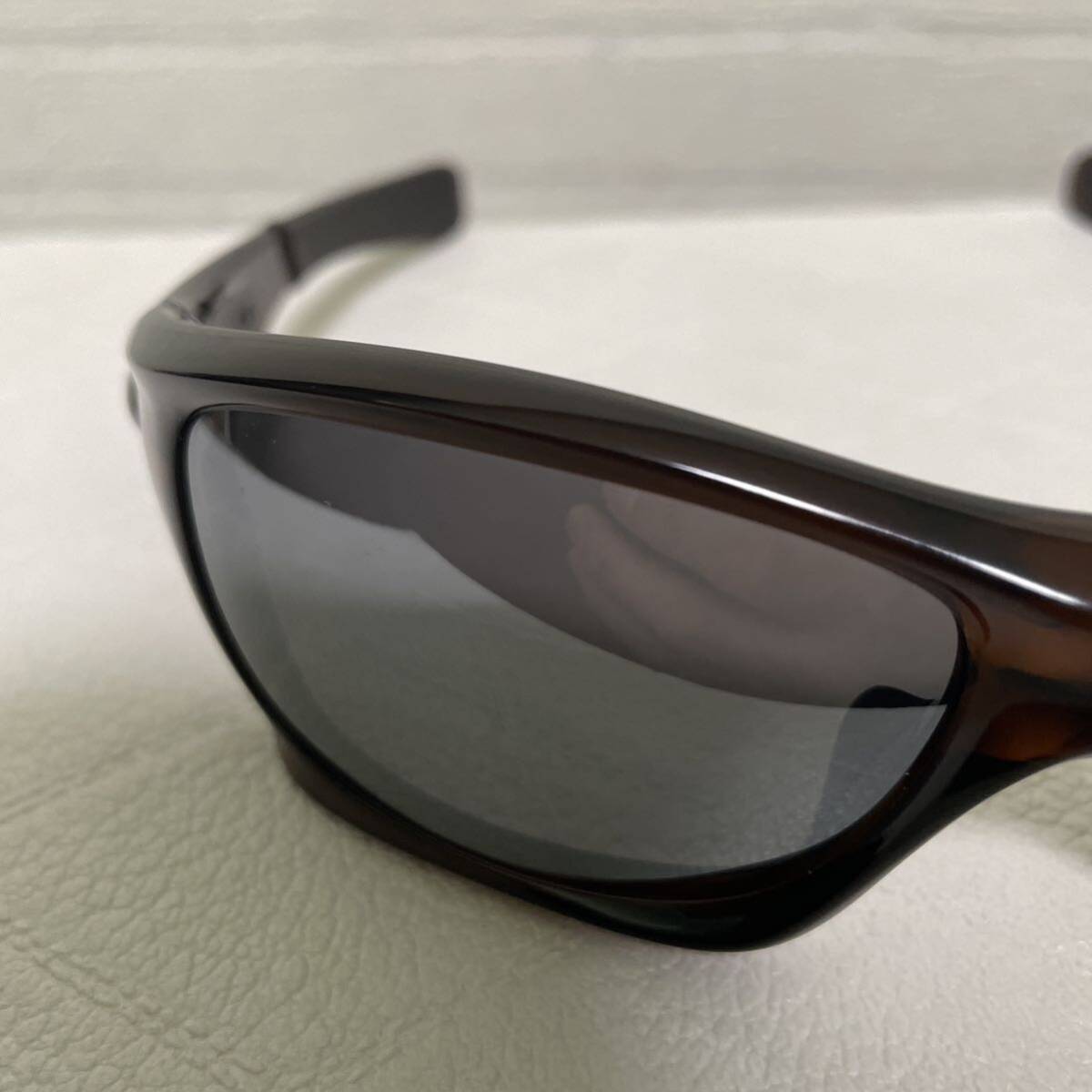 5610円 OAKLEY PITBULL 偏光サングラス 美品 オークリー 5610円 OAKLEY PITBULL 偏光サングラス 美品 オークリー