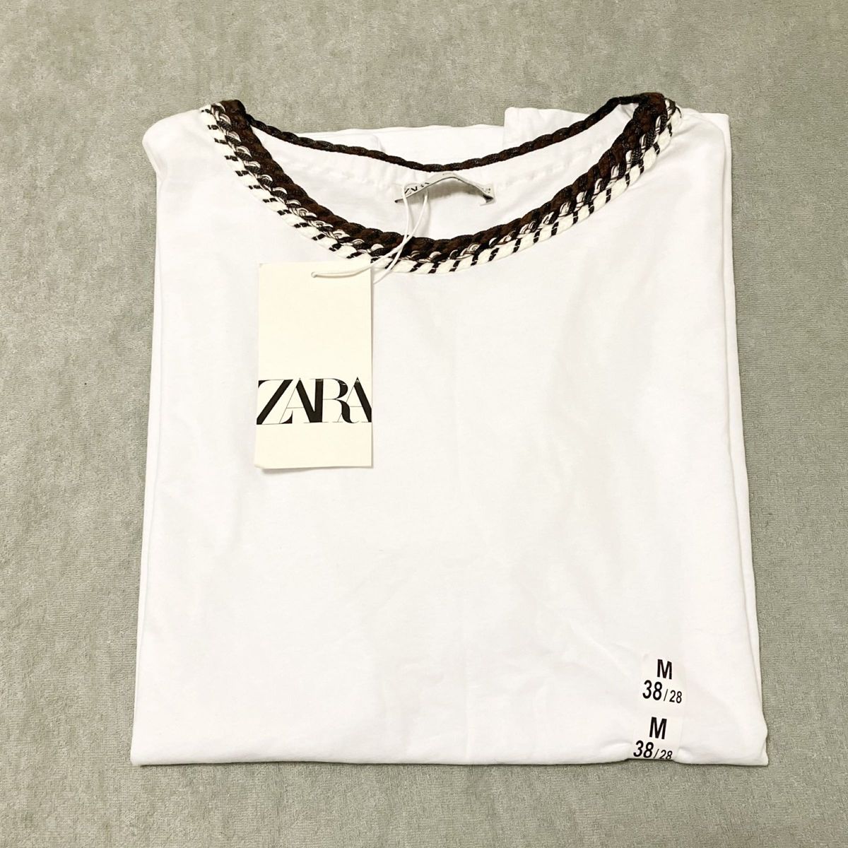 ZARA ザラ Tシャツ  新品 Mサイズ 半袖tシャツ