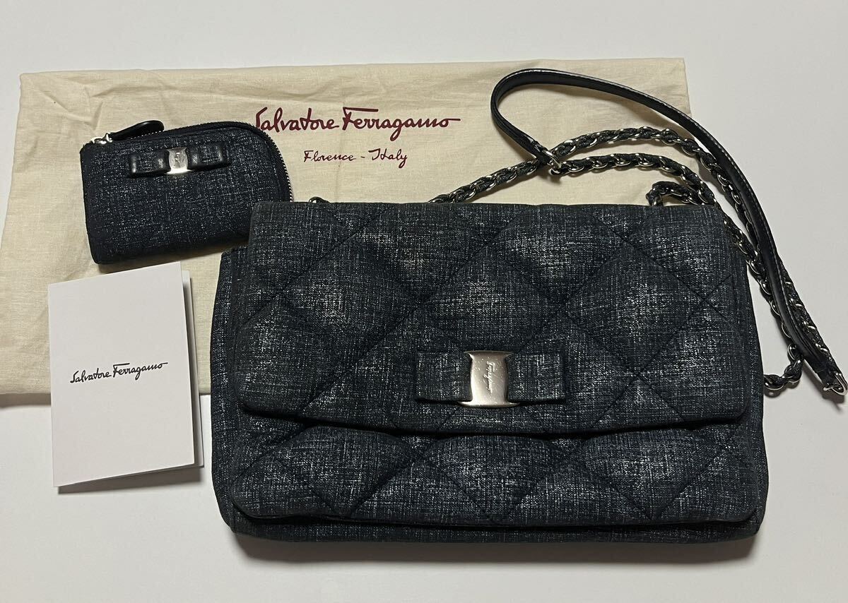 希少 レア SalvatoreFerragamo サルヴァトーレ フェラガモ キルティング チェーン ショルダー バッグ キーケース デニム_画像1