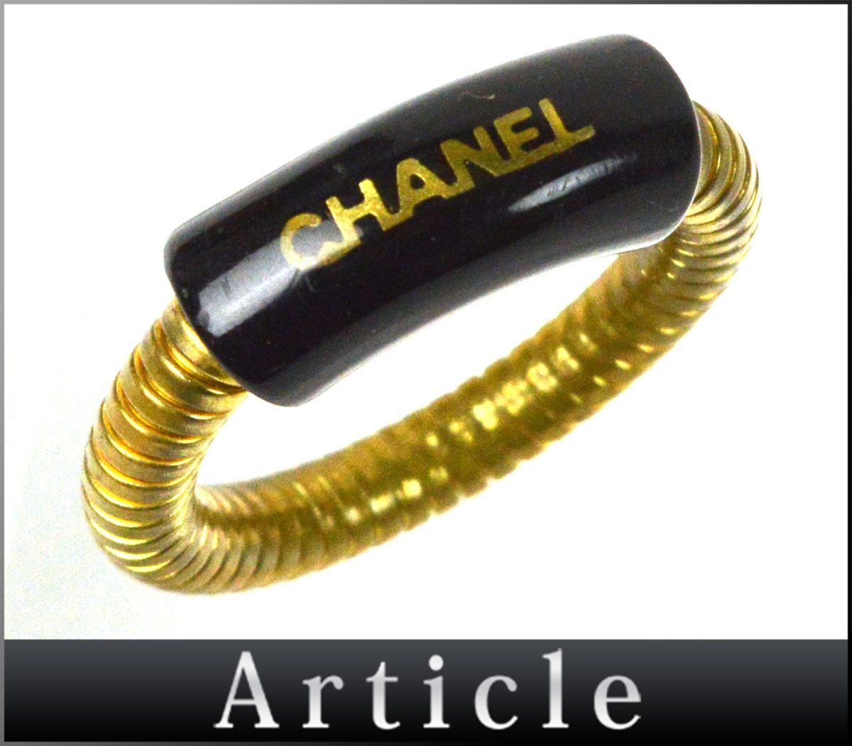 175800□ CHANEL シャネル リング 指輪 アクセサリー 樹脂 GP ブラック 黒 ゴールド レディース ヴィンテージ ファッション/ E_画像1