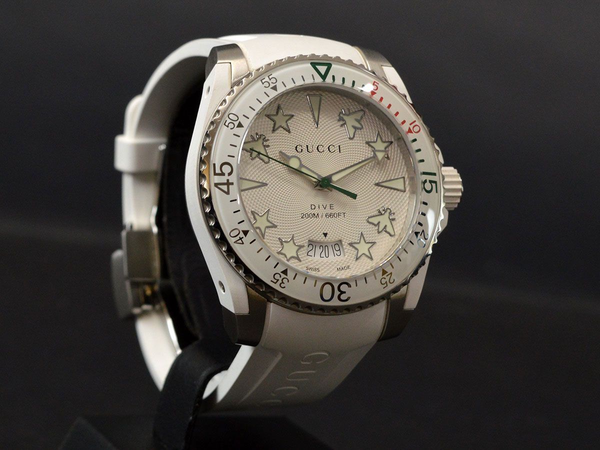 176125* прекрасный товар рабочее состояние подтверждено GUCCI Gucci большой b наручные часы кварц Date 3 стрелки раунд 136.3 SS Raver белый серебряный мужской / D