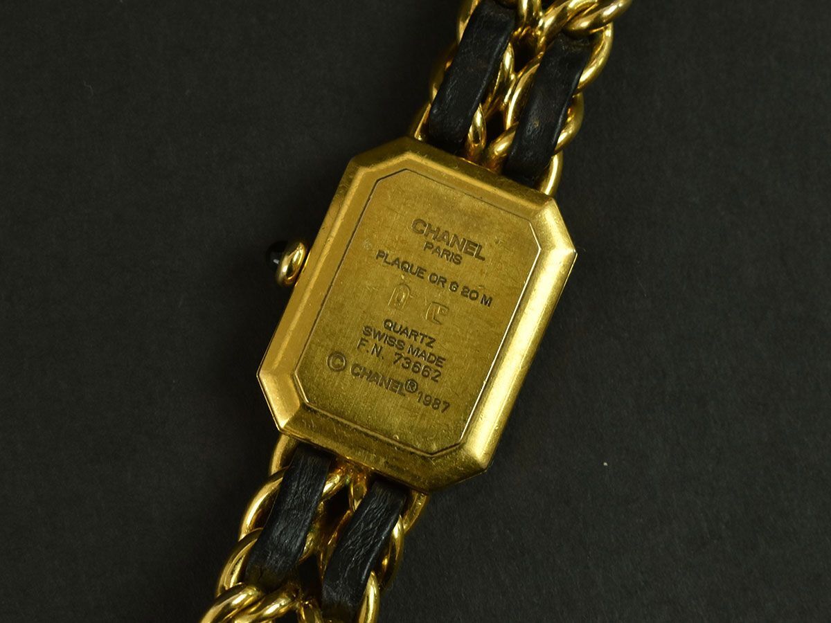 174443□動作確認済 CHANEL シャネル プルミエールM 腕時計 クォーツ 2針 H0001 GP レザー 革 ブラック ゴールド レディース/ Dの画像9