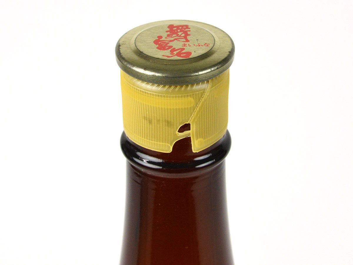 175179 старый sake 0 не . штекер входить волна flat sake структура Mai . название .... цветок sake. родоначальник .. страна . sake .. страна остров Okinawa Spirits один .1800ml 60% с ящиком / A