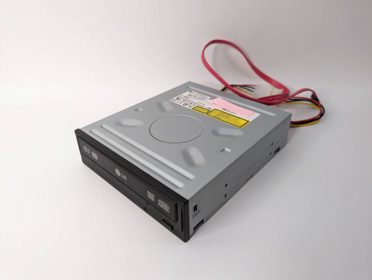 内蔵DVDスーパーマルチドライブ Super Multi DVD Drive LG GSA-4167B IDE2SATA変換アダプタ(HX-2108)付きの画像1