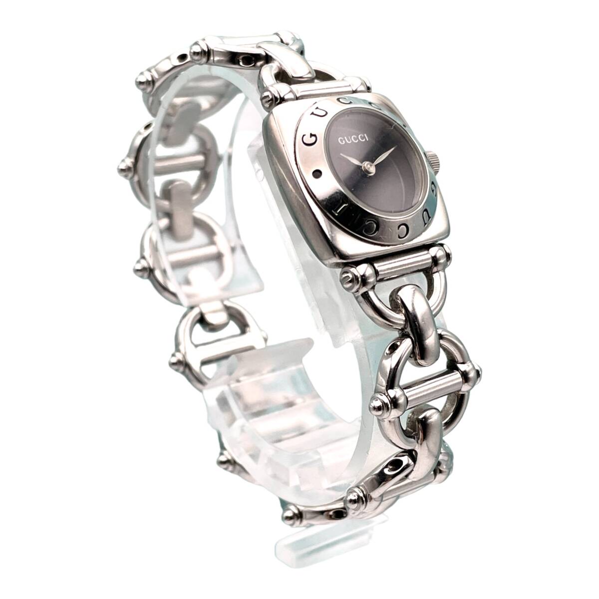 極美品■稼働 GUCCI グッチ レディース 腕時計 ブレス 6400L チェーン シルバー 黒文字 N603-1250-2_画像3