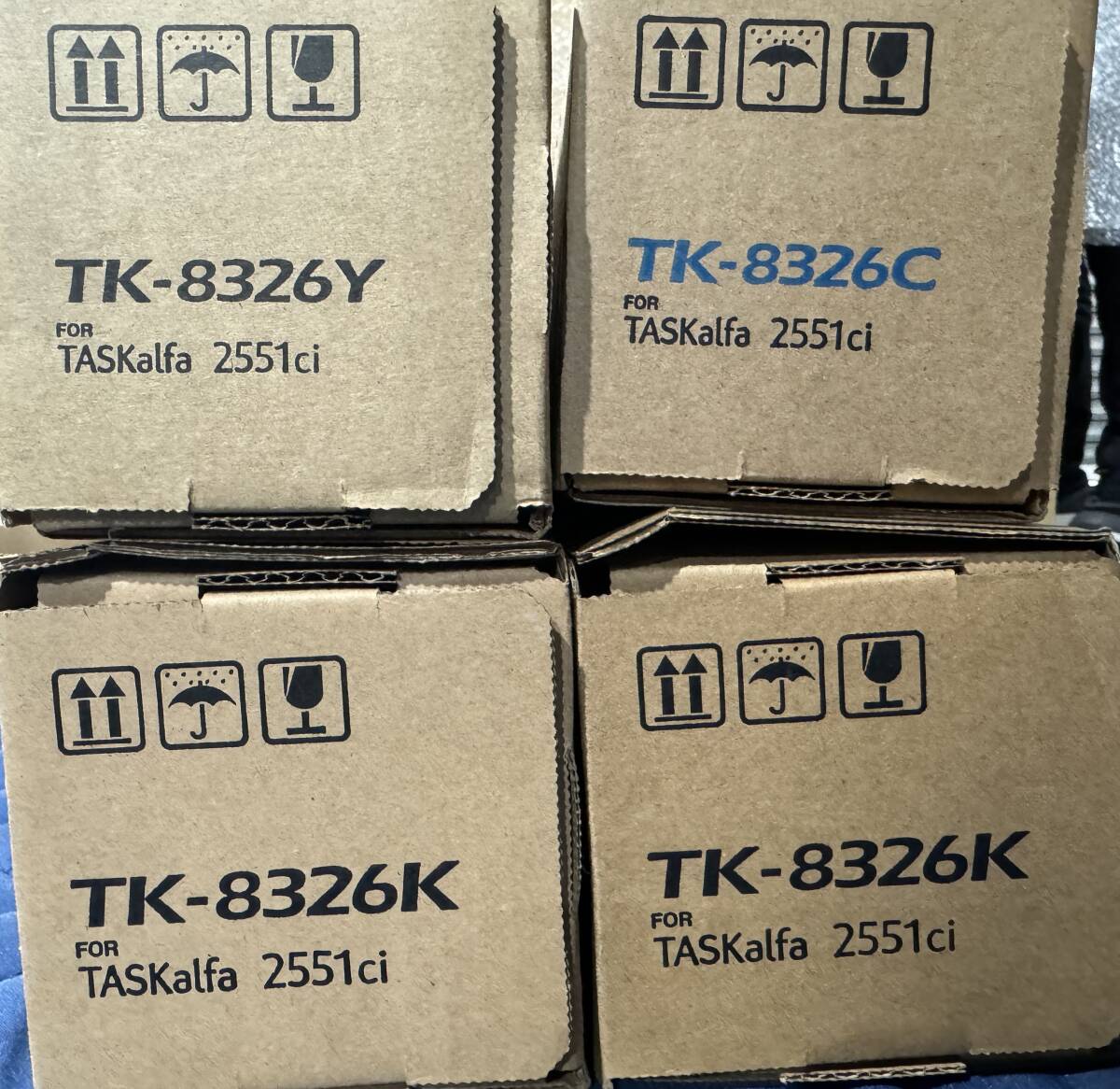 [KYOCERA] 純正品トナーカートリッジ　TK-8326 4本　K×2　C×1　Y×1