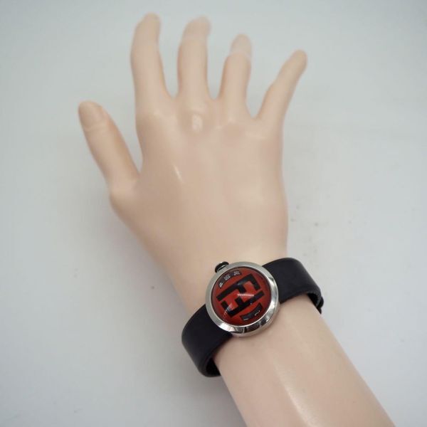 165 FENDI Fendi lady's wristwatch Booth Rado m type black 