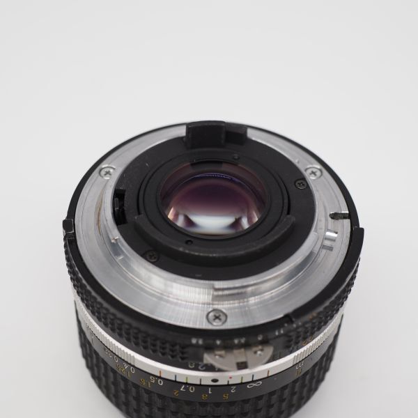 ■極上品■ Nikon MFレンズ Ai 24mm F2.8_画像5