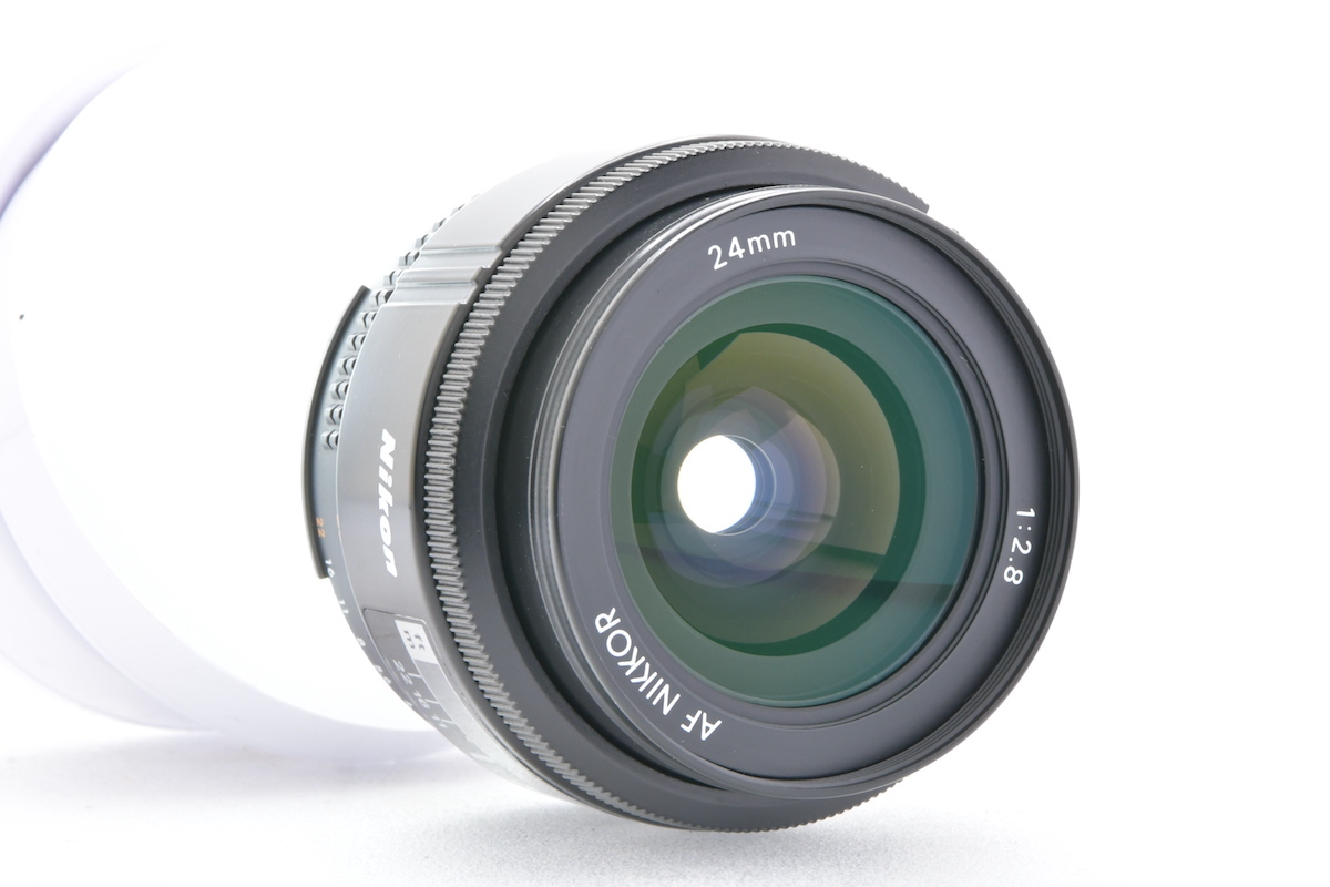 Nikon AF NIKKOR 24mm F2.8 Fマウント ニコン AF一眼レフ用 広角単焦点レンズ_画像3