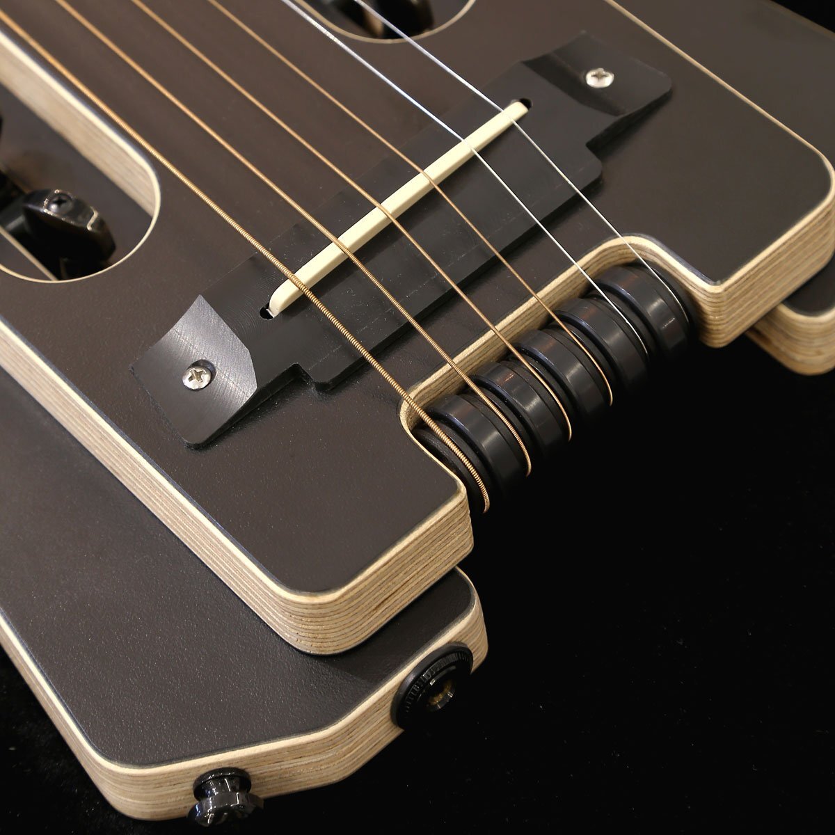 送料無料 Traveler Guitar Ultra-Light EDGE Black トラベラーギター エレアコ 軽量 コンパクト 旅行 ギグバッグ付 検品調整済出荷_画像8