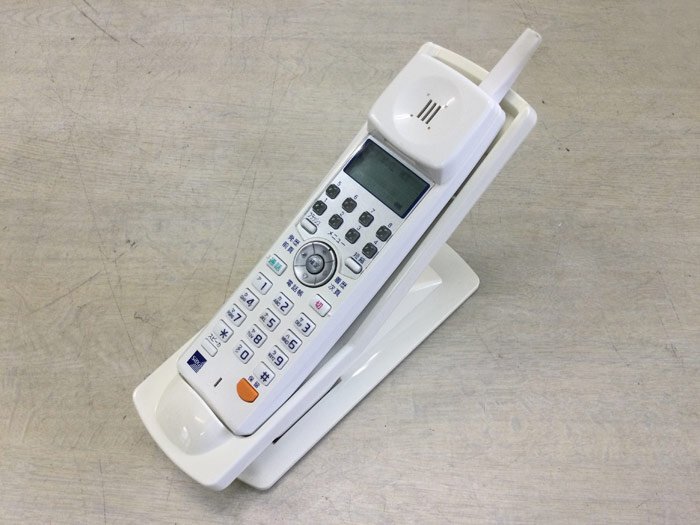 ★本州送料無料★ saxa（サクサ） BT600 コードレス電話機 リユース中古ビジネスフォン(管理番号1395)_画像2