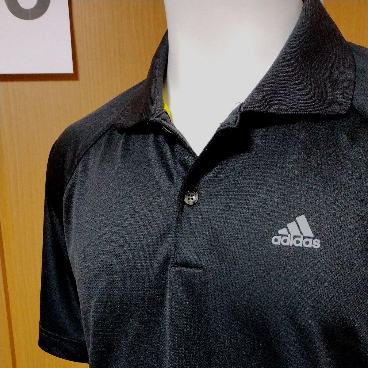 アディダス半袖ポロシャツS　ブラック　高機能素材CLIMALITEで快適　 adidas　ゴルフ等スポーツ〜ビジネスカジュアルに