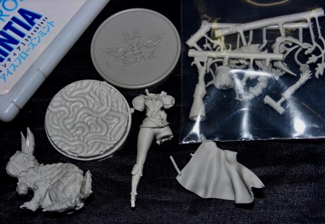 送料0円 レジン製 Kingdom Death ジェネリック エステイトヒーロー キングダムデス イラストカード2枚 Ebuyjp