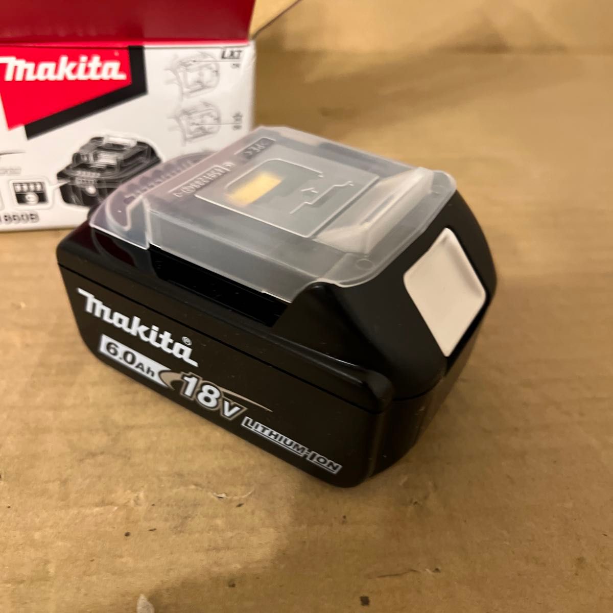 未使用　マキタ　純正品　18v 6.0Ah バッテリー　BL1860B makita リチウムイオン電池