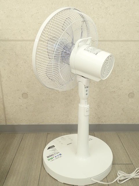 *MT* [2022 year made * super-beauty goods exhibition goods ]30cm feather diameter DC electric fan go in cut timer remote control rhythm manner YK.LX-S.D30(SM-61)