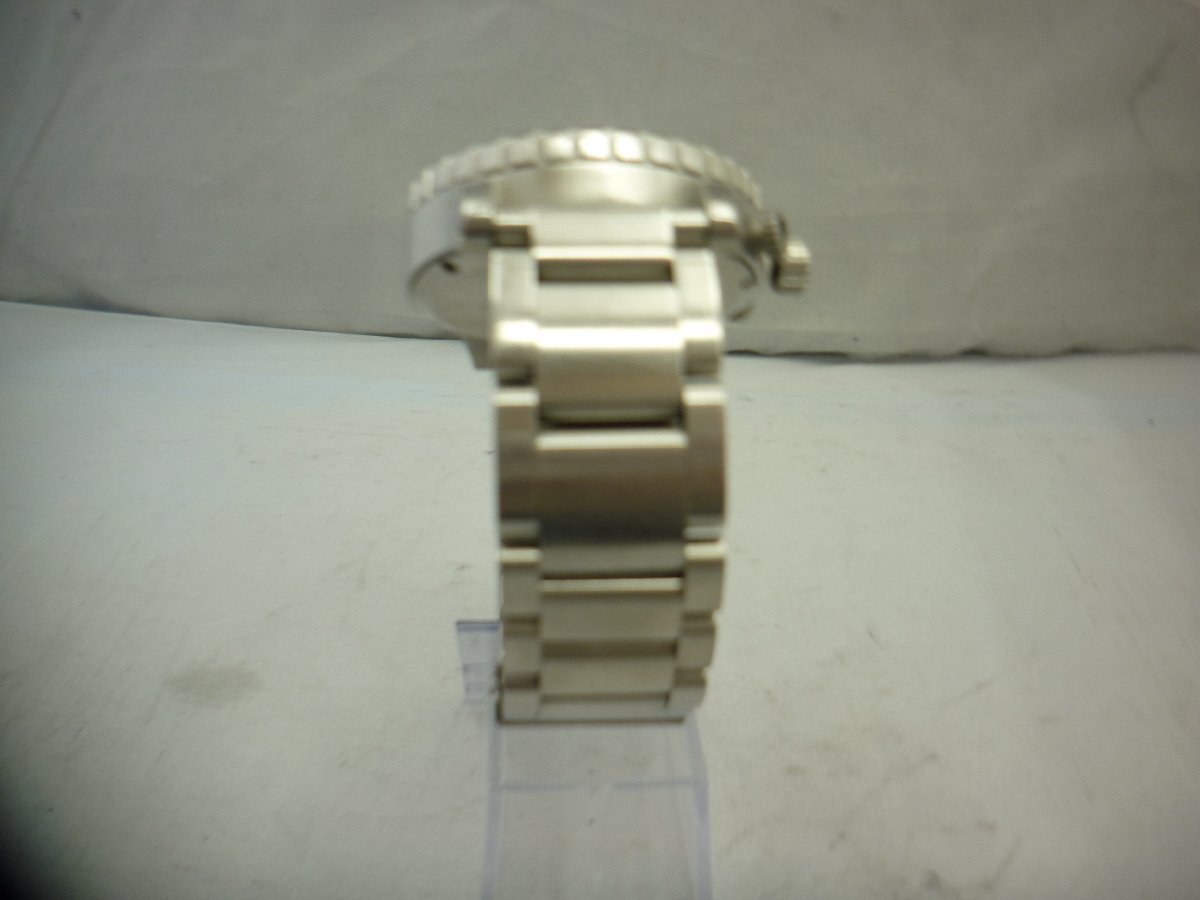 【NIXON】ニクソン　クロノグラフ　デイト　レフトハンドモデル　THE51-30CHRONO　クォーツ　メンズ腕時計　SY02-E1A_画像2