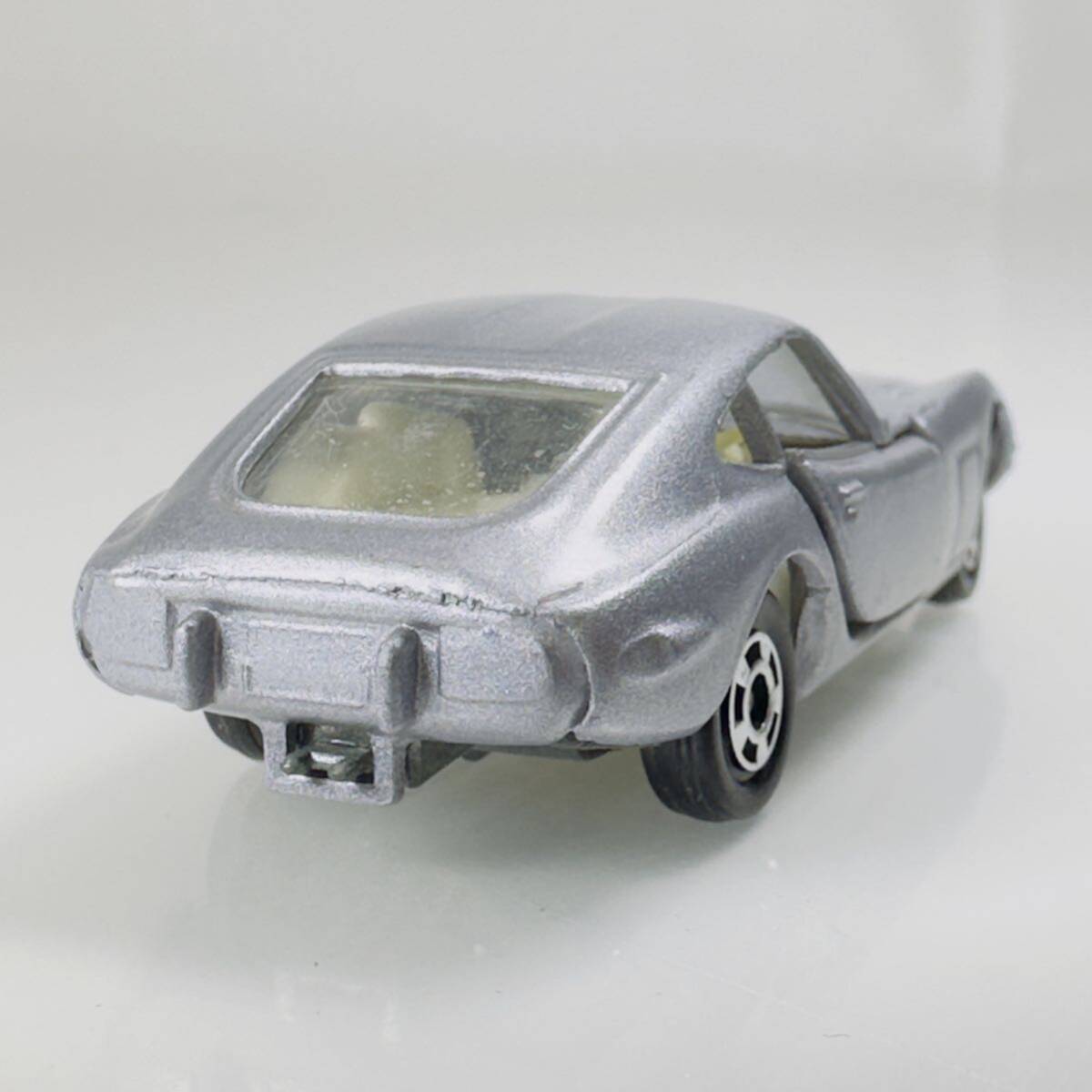 23 トミカ 日本製 No. 5 S=1/60 トヨタ 2000GTの画像3