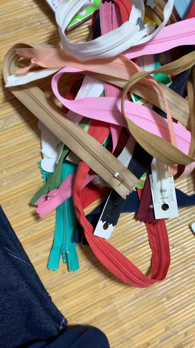 ファスナー　糸　など手芸用品 アイロン接着 接着伸止テープ 伸び止めテープ ハマナカ
