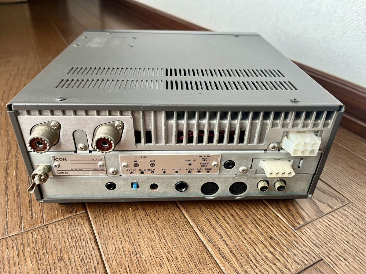 【中古動作品】 ICOM IC-726 ゼネカバ送信改造済み バックライトLED交換 送信パワー調整済み 28MHz 27MHz CB無線_経年変化有りますが綺麗です