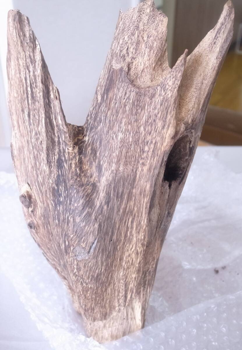 巡寶堂】K07 香木 伽羅 沈香 白檀 約613g 縦:約31.0cm 横:約 巡寶堂】K07 香木 伽羅 沈香 白檀 約613g 縦:約31.0cm 横:約