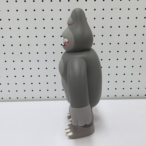 mK354b [ box none ] AMOS TOY IN CROWD KING KEN King ticket gray sofvi body total height approximately 31cm | designer's toy H