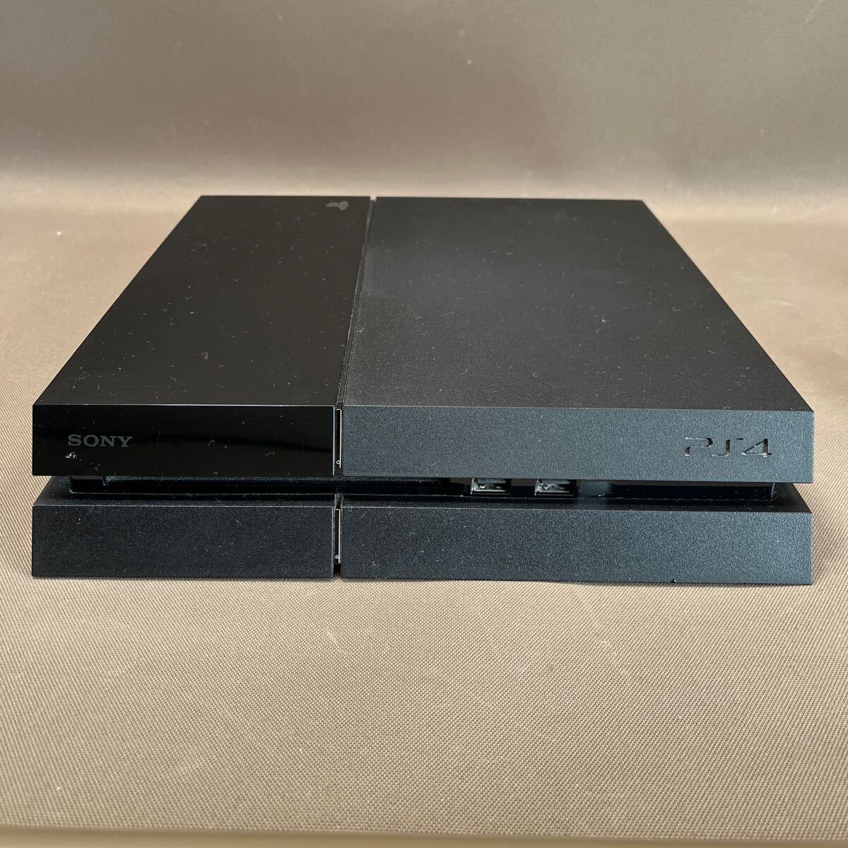 初期型PS4　PlayStation4 First Limited Pack with PlayStation Camera　CUHJ-10001　CUH-1000A CECH-ZCM1J 500GB 動作品 リモコン_画像2