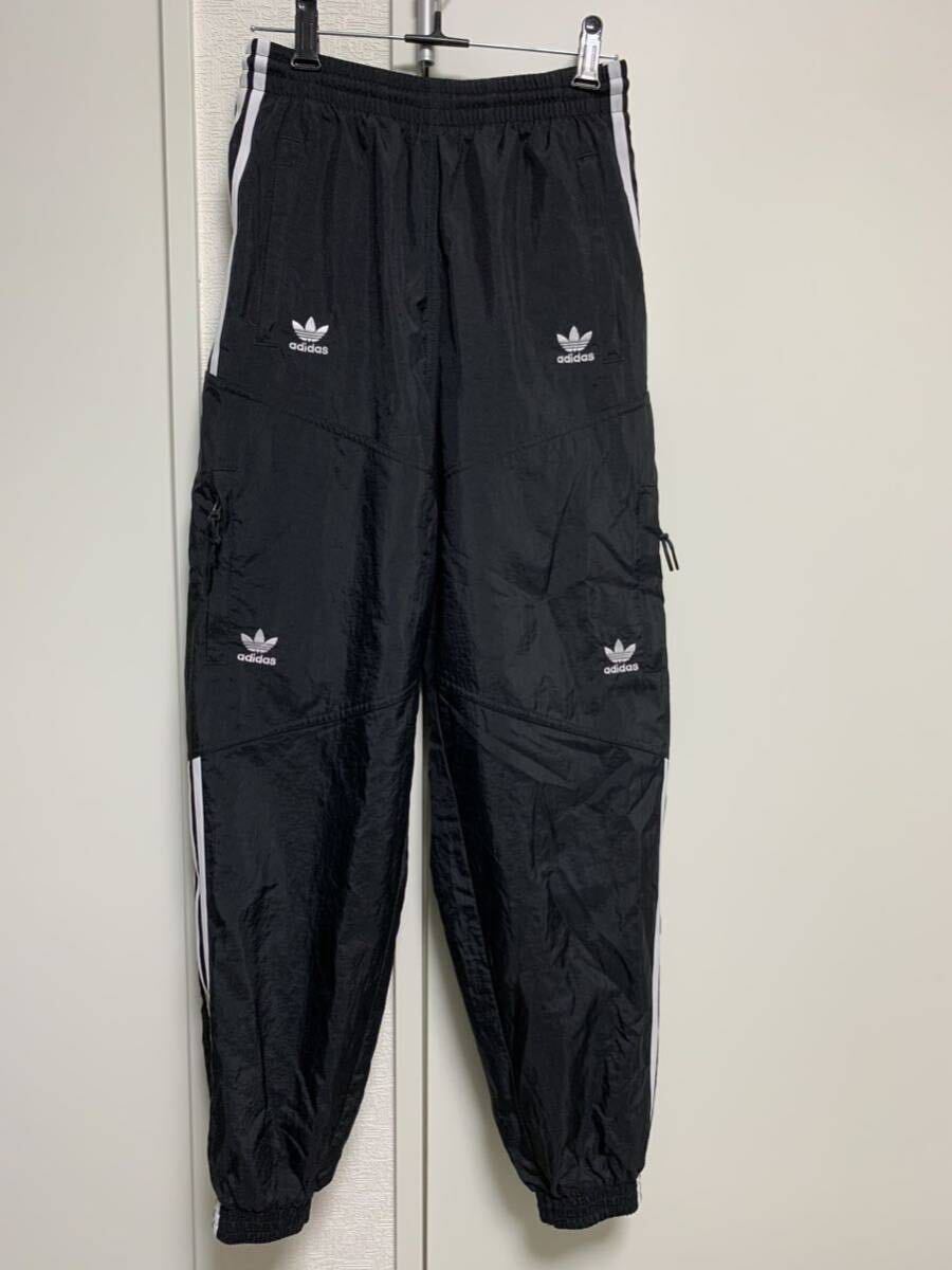 【新品未使用】【送料無料】adidas アディダス オリジナルス　TRACK PANTS トラックパンツ レディース_画像3