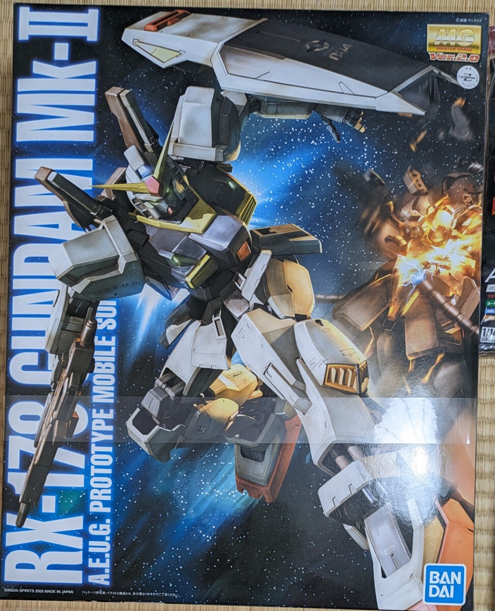 MG 1/100 ガンダムMkⅡ ver2.0 機動戦士Zガンダム 未組立品ガンプラ用グリーンLED開封済み1個のみとアクションベース未使用品の画像2