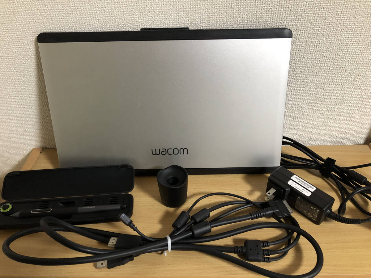 WACOM/ 13.3フルHD液晶 Cintiq 13HD DTK-1301/K0 液晶ペンタブレット 液タブ_画像2