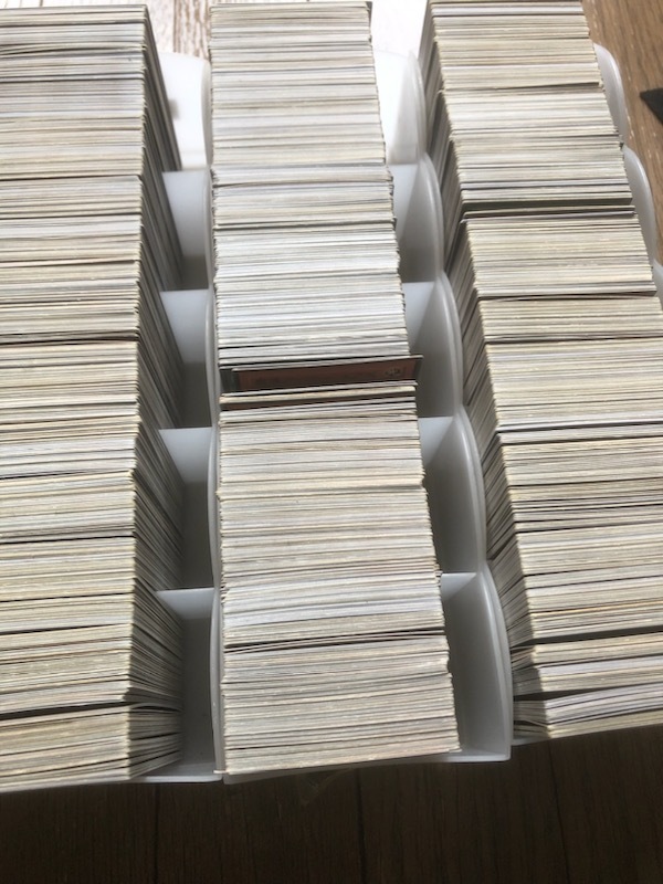 遊戯王トレーディングカード　約4キロ　カードショップ閉店品　30円で販売　_画像3