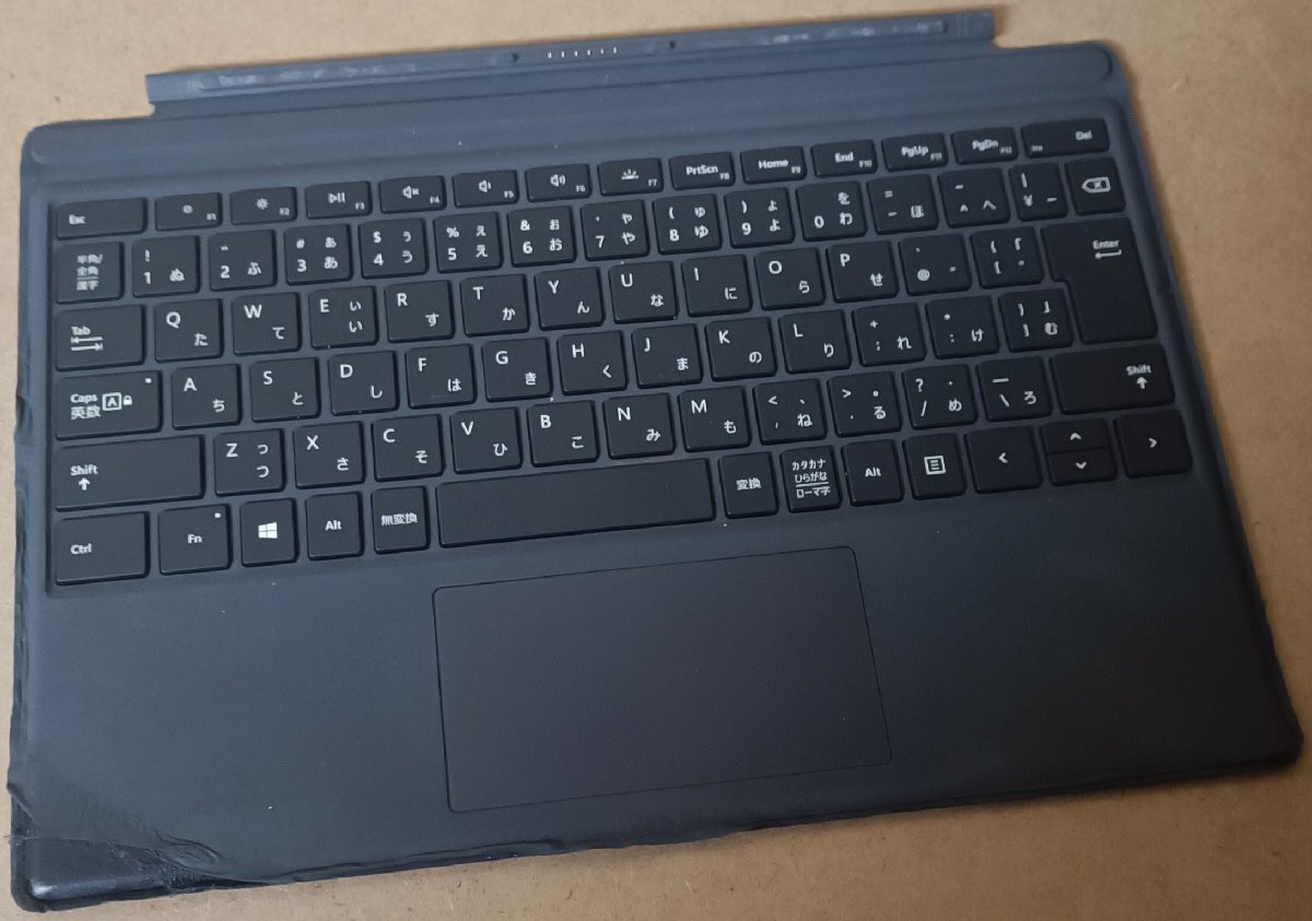 【純正】 マイクロソフト(Microsoft) Surface Pro タイプ カバー(ブラック) 日本語配列 FMN-00019 Model:1725 [9007] 【訳有】_画像1