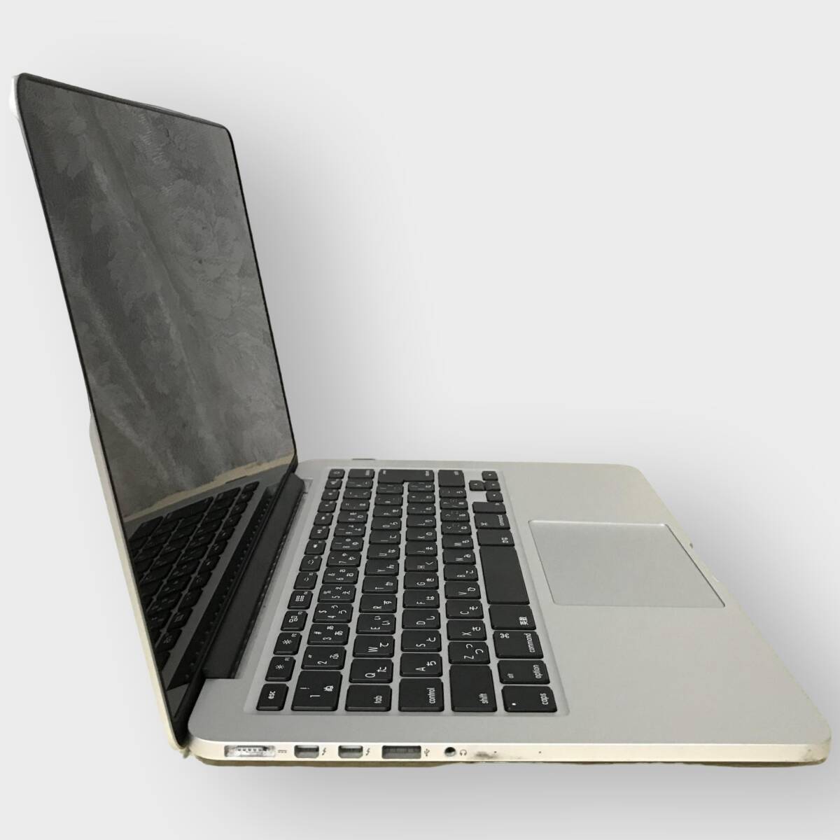 M2679 MacBook Pro Early2015　Retina A1502 13.3インチ Core i7 3.1GHz メモリ16GB SSD 256GB　全国送料無料_画像4