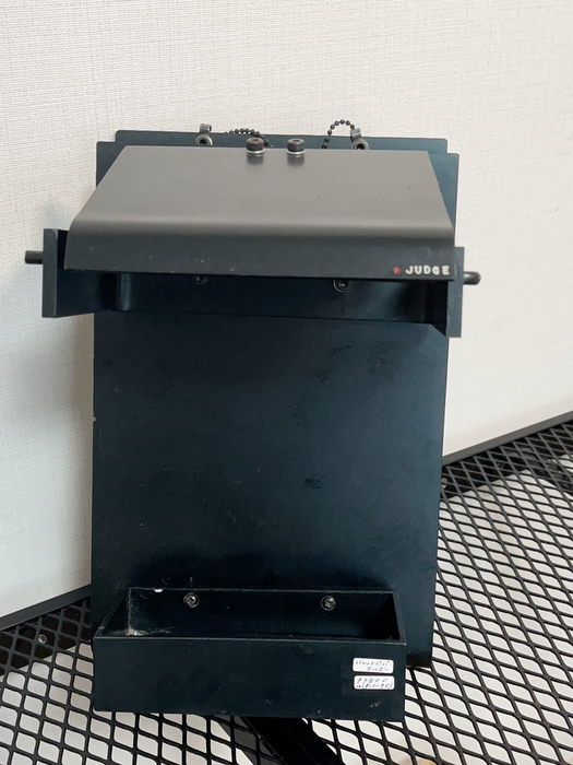 トイレットペーパーホルダー　JUDGE レトロ インダストリアル 男前　カフェ　什器　工業系