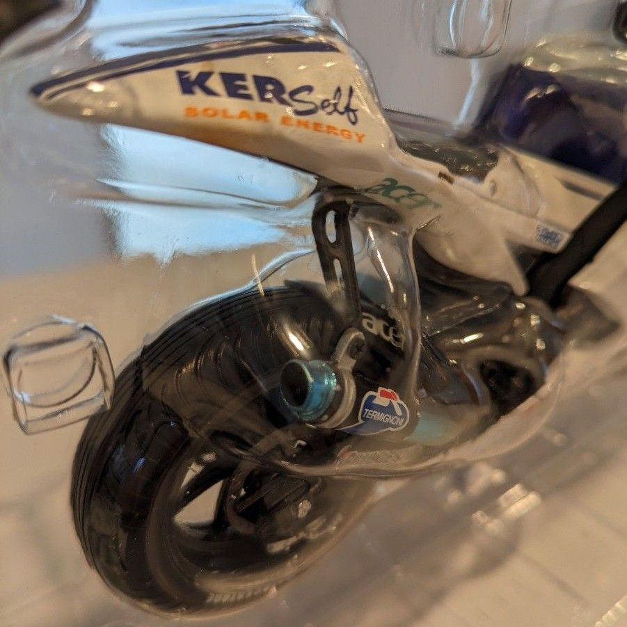 MINICHAMPS YAMAHA YZR-M1 ロッシ 2008 MotoGP FIAT YAMAHA 開封済   