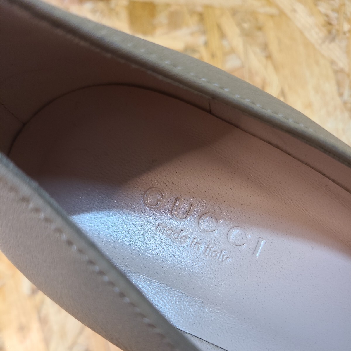 GUCCI 466701 ホースビット チャンキーヒール パンプス ゴールド GUCCI 466701 ホースビット チャンキーヒール パンプス ゴールド