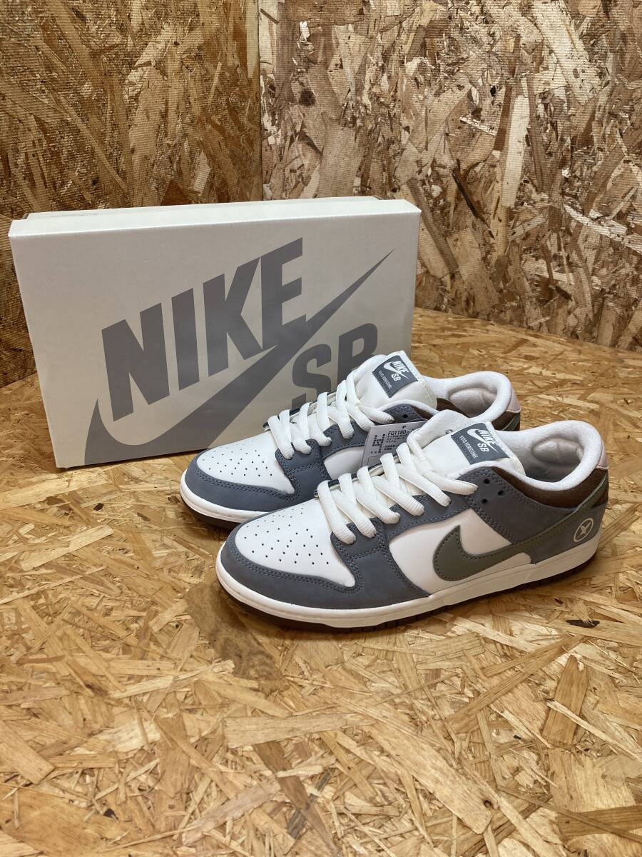 未使用【NIKE SB ナイキ × YUTO HORIGOME 堀米 雄斗】箱 タグ 替紐 ステッカー付 FQ1180 001 DUNK LOW PRO QS Wolf Grey size US 8.5_画像1