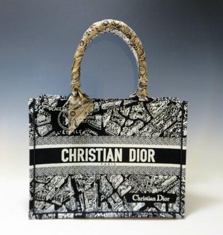 【質】★新品同様/未使用★ディオール/DIOR レディ DIOR ブックトートバッグ ミディアム　M1296ZOMP M46I ブラック★_画像1