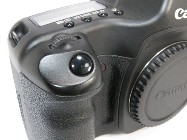Canon EOS 5D ボディー フルサイズ キヤノン一眼レフカメラ [管CN3049]_画像9