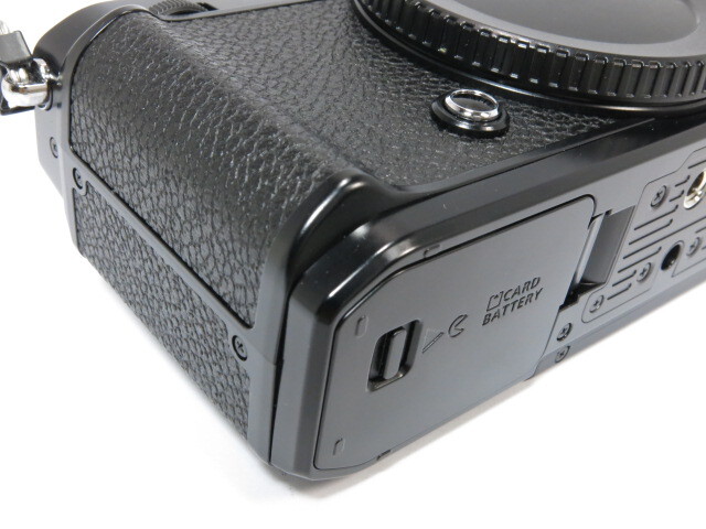 【 極美品 5600ショット以下 】Nikon Zf ブラック ボディー ニコン [管NI3065]_画像5