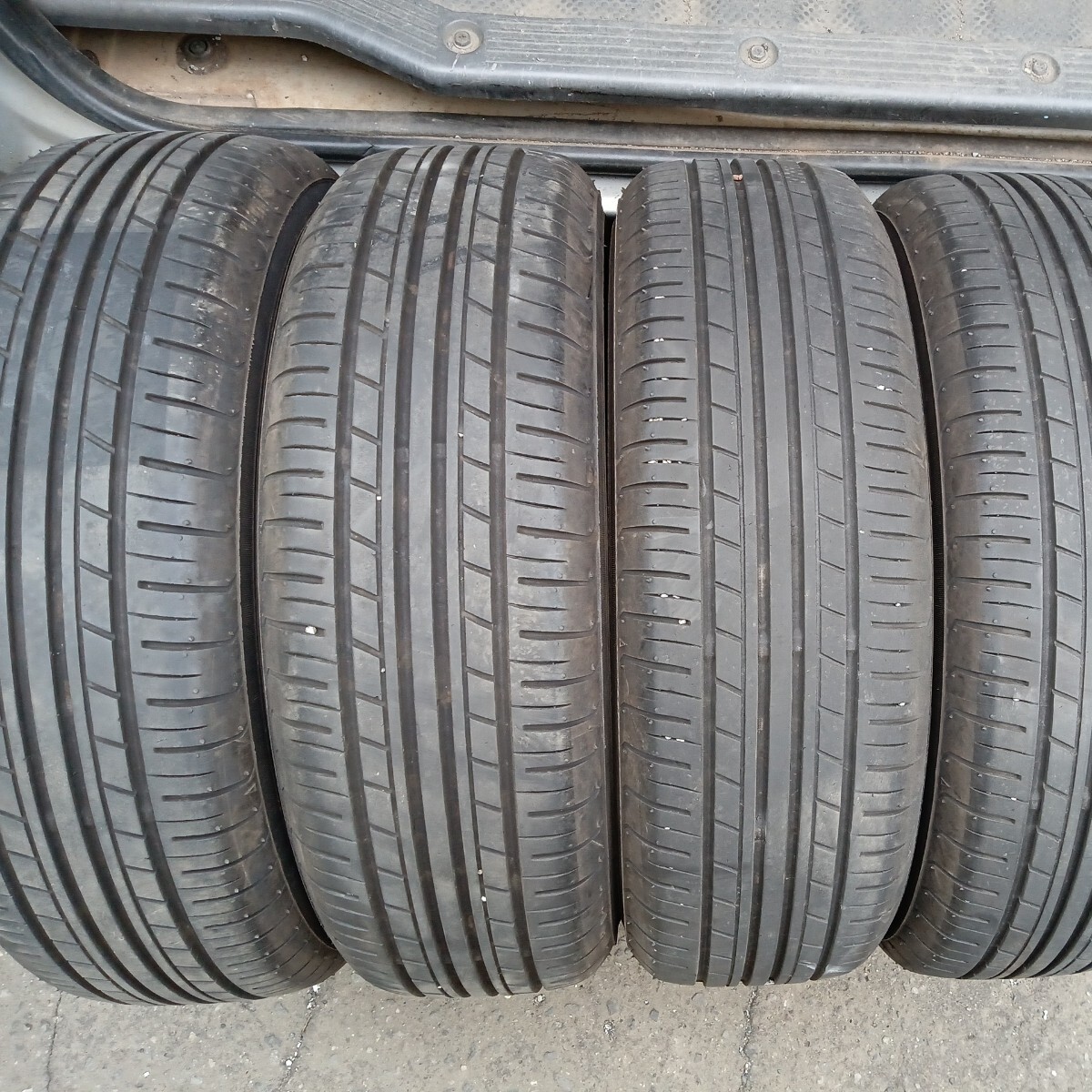 バリ山 155/70R13 ヨコハマ ECOS ES31 4本の画像1