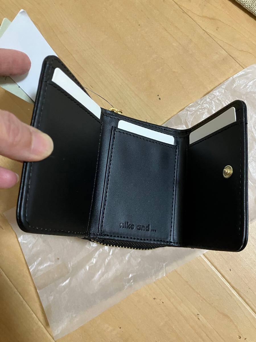ニコアンド niko and★今季 オリジナルロゴ三つ折り財布(黒ハート)