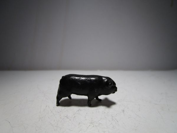 1930~40 годы Vintage Британия производства чёрный свинья (. свинья ). произведение искусства (Lead производства ) миниатюра игрушка / geo лама игрушка / старый игрушка 