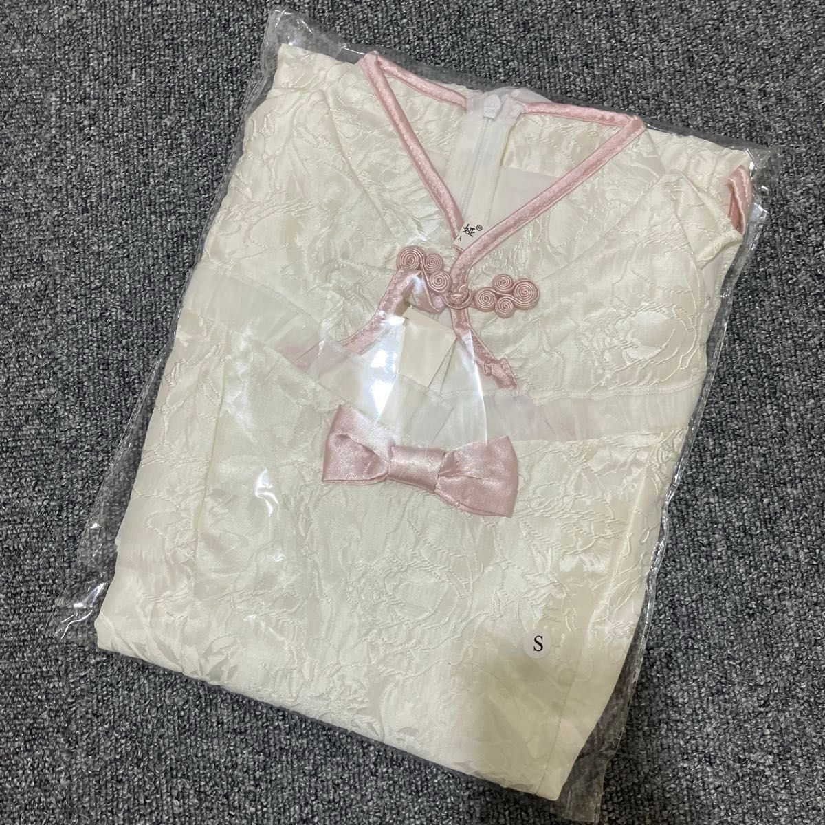 【新品未開封】 チャイナドレス ロリータ服 ワンピース　コスチューム仮装　ホワイト
