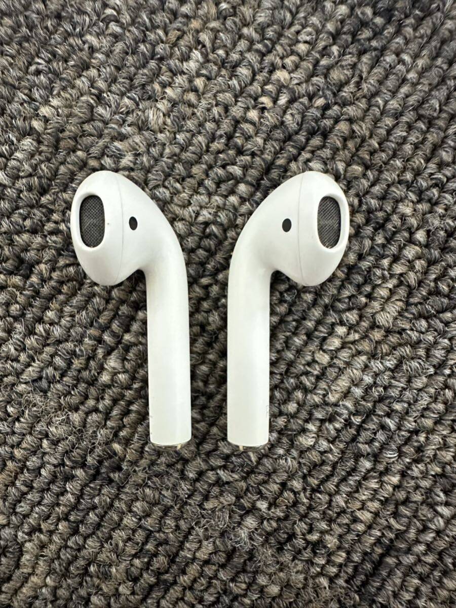 【ジャンク扱い】Apple アップル AirPods 第2世代　MV7N2J _画像4