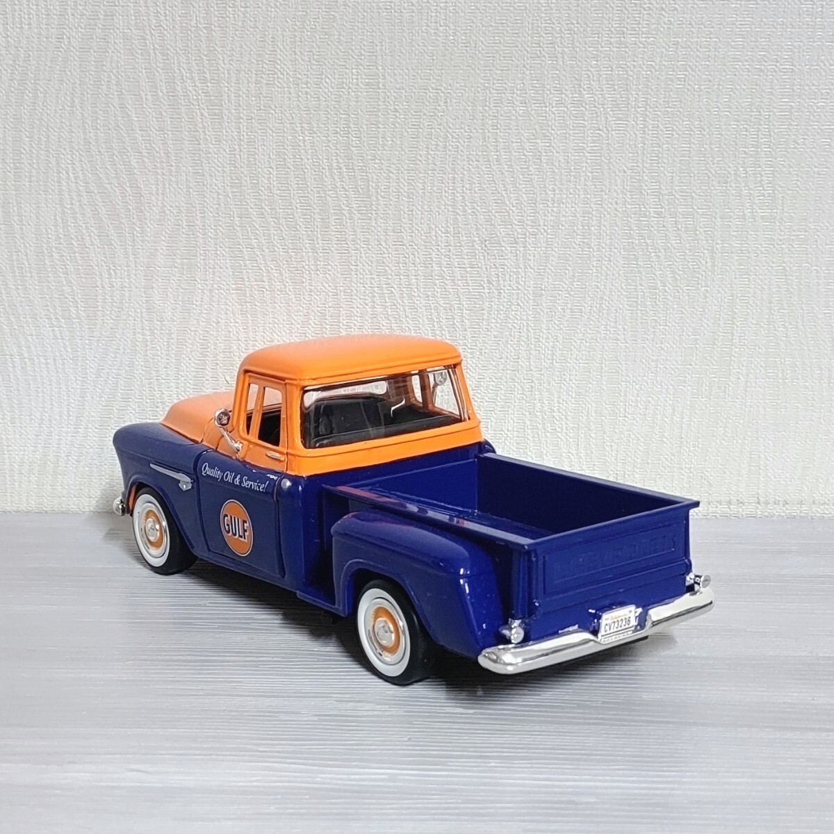 1/24 シボレー ピックアップ トラック 1955 CHEVROLET PICK UP TRACK ダイキャスト ミニカーの画像3