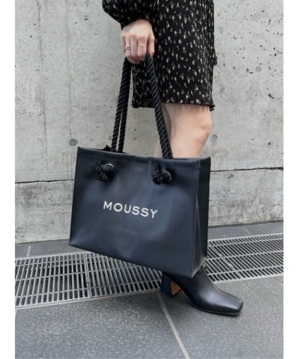 【新品未使用タグ付き】MOUSSY F／L SHOPPER BAG PU素材バッグ