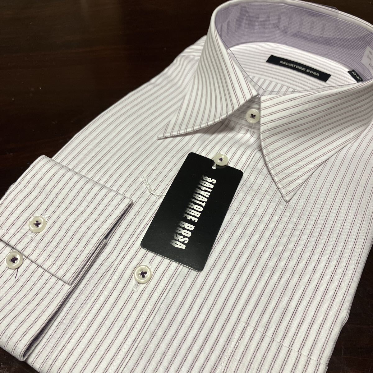 SALVATORE BOSA 形態安定　白地×エンジストライプワイシャツ　L(41-82)　レギュラーカラー　送料無料